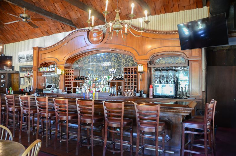 Service Style And Staff Interaction