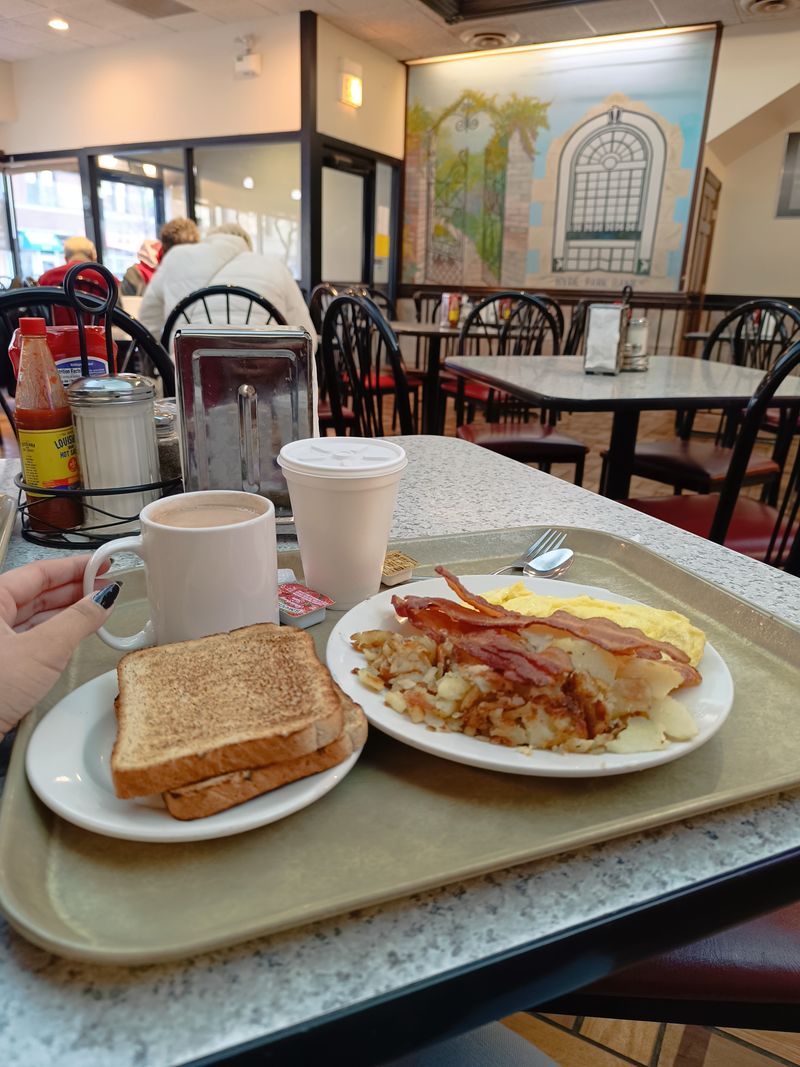 Service Style And Staff Vibe