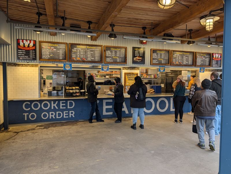 Service Style, Speed, And Staff Interaction