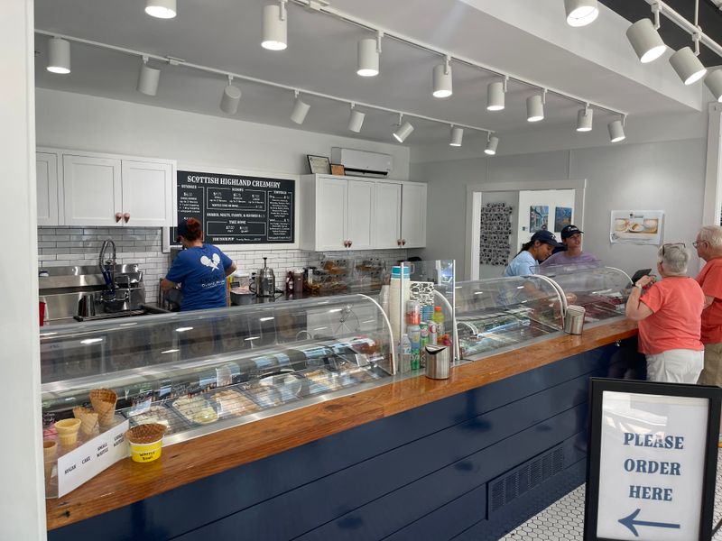 Service Style and Staff Interaction