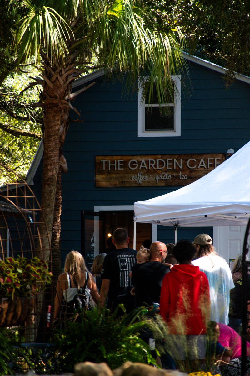 Service Style And Staff Interaction