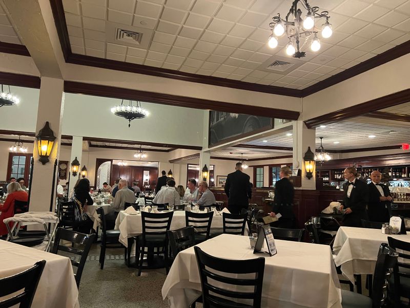 Service Style And Staff Interaction