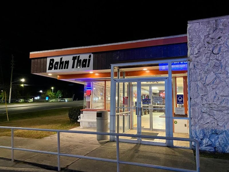 Bahn Thai Restaurant - 2531 Apalachee Pkwy, Tallahassee