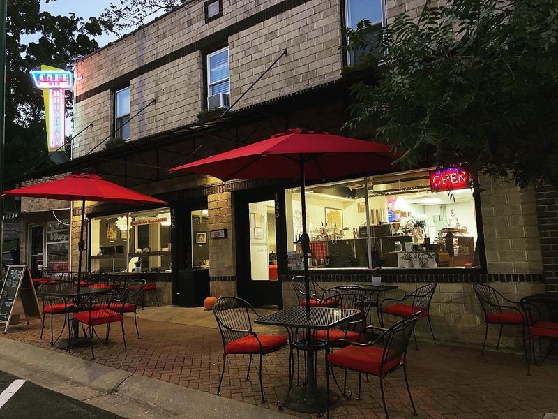 The Café On Broadway, Siloam Springs