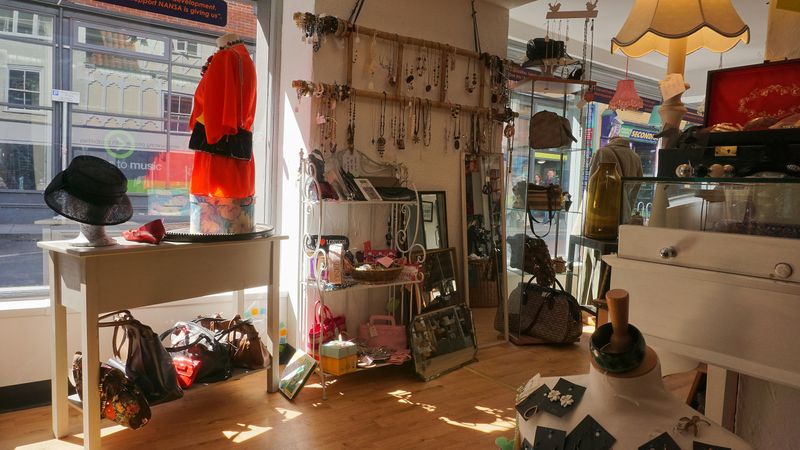 Pro Tips For Making The Most Of Your Arkansas Thrifting Route