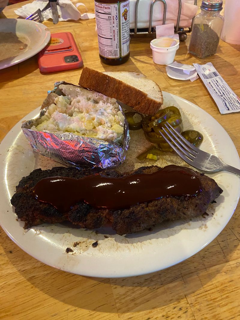 The Steaks Everyone Comes For