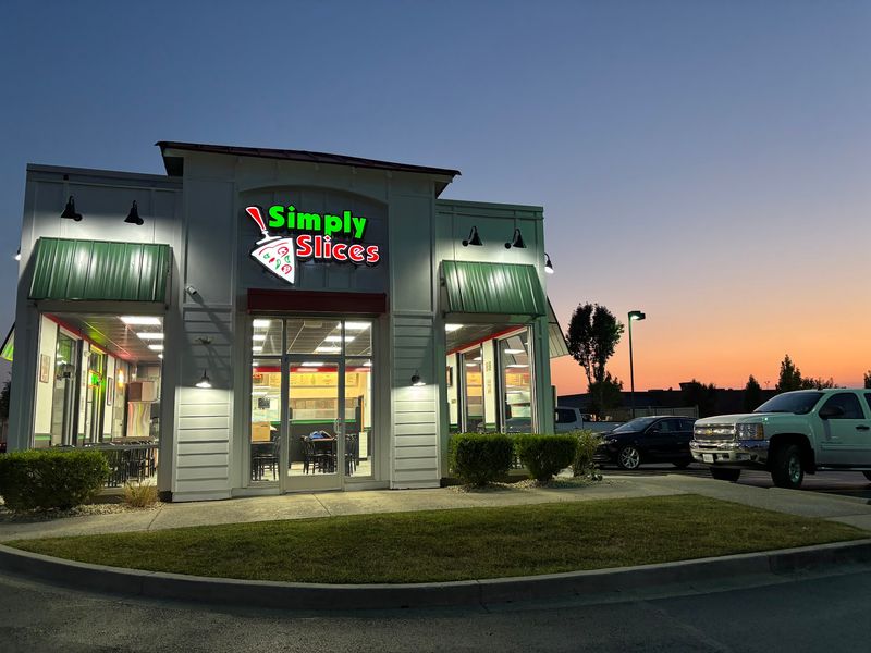 Simply Slices, Carbondale, IL Simply Slices, Carbondale, IL
