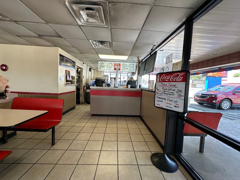 The Bulldog Restaurant, Bald Knob