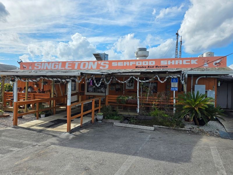 Singleton's Seafood Shack, Atlantic Beach