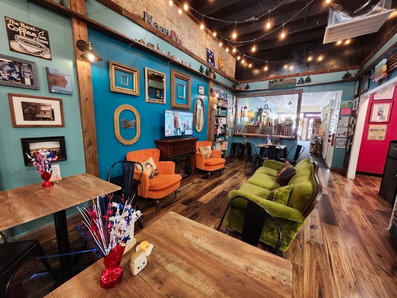 Sipping And Swapping At The Bell Buckle Coffee Shop And Book Swap