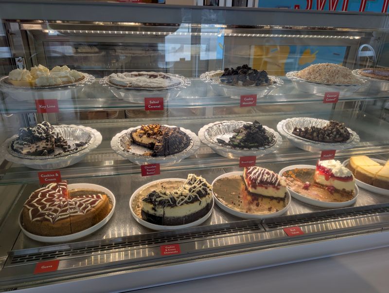 Fireman Derek's Bake Shop – Miami