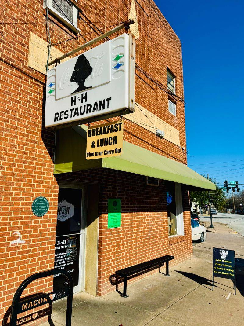 H&H Soul Food Restaurant