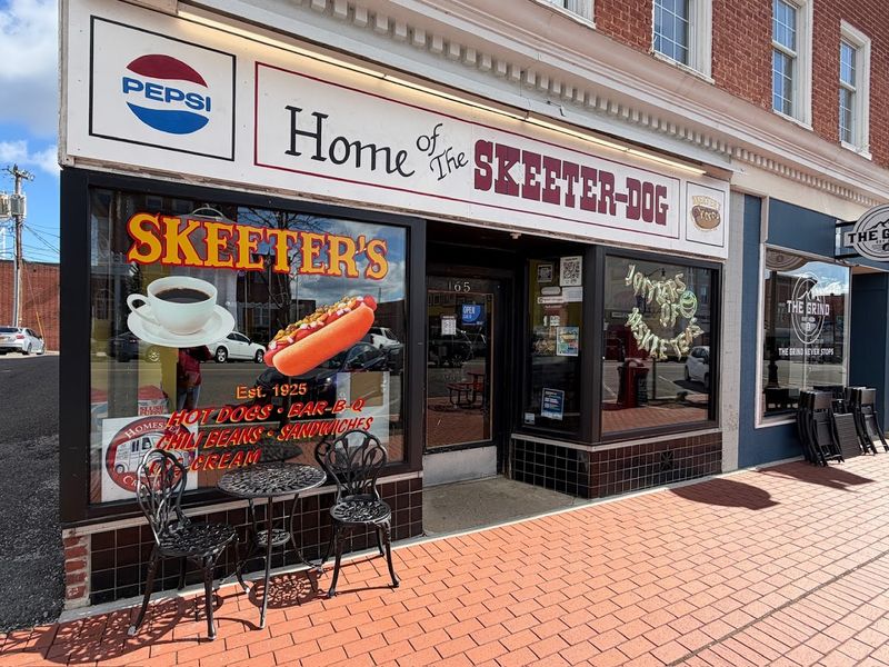 Skeeter's World Famous Hotdogs Skeeter's World Famous Hotdogs