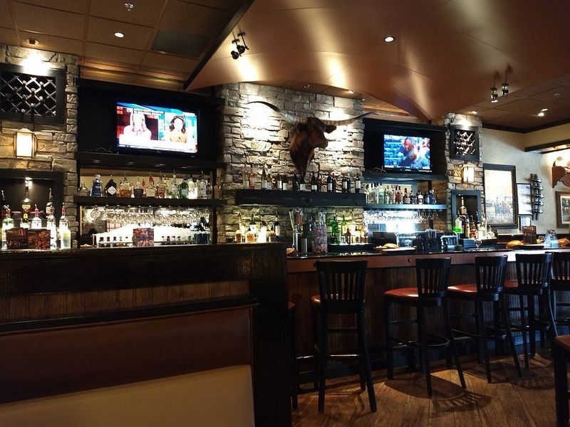Surprise: Native Grill & Wings - The Underdog Contender