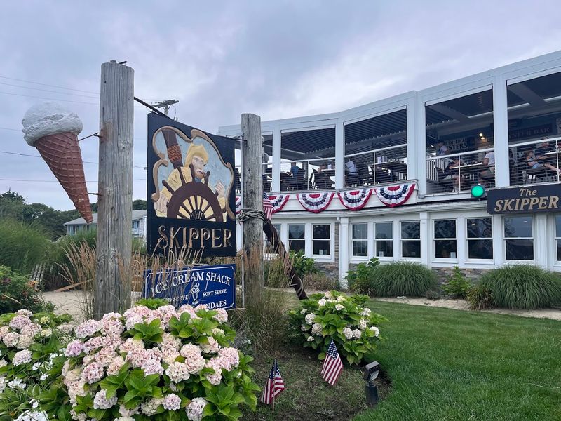 Skipper Chowder House