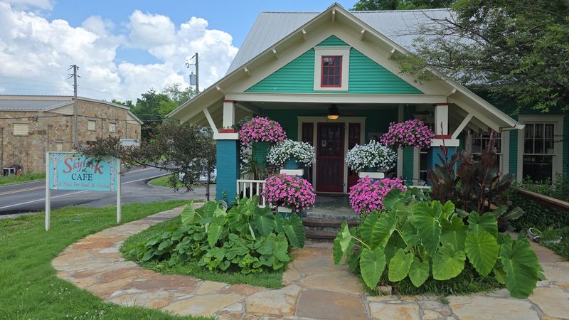 Skylark Cafe, Leslie Skylark Cafe, Leslie