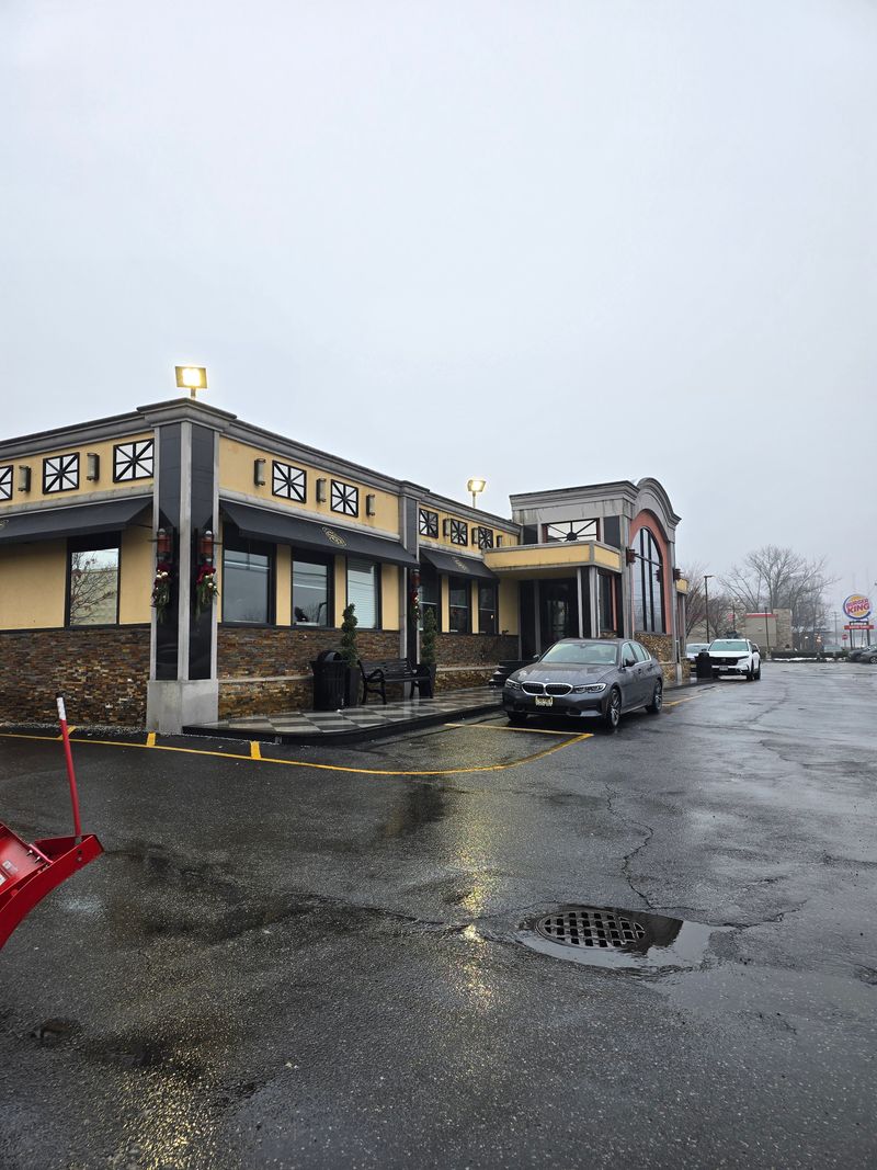 State Line Diner — Mahwah, New Jersey (Full Of Nostalgia)