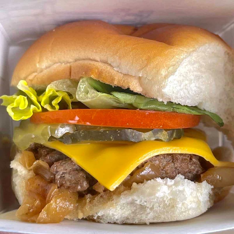 White Castle: Kansas' Original Fast-Food Revolution