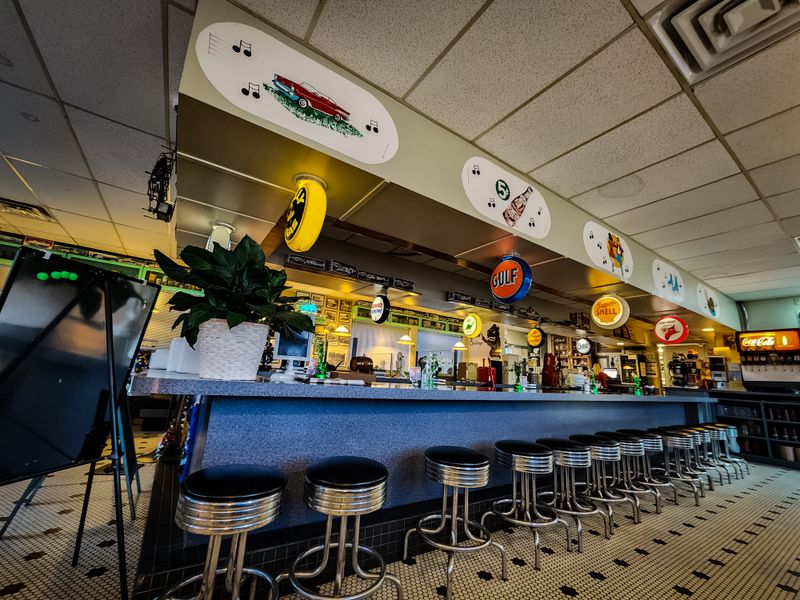 Doug’s Classic ’57 Drive-In – Alliance, OH