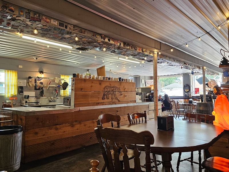 Slader's Alaskan Dumpling Co., Searcy