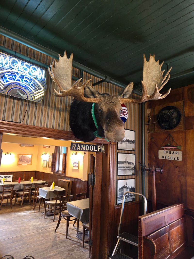 Sleder's Family Tavern