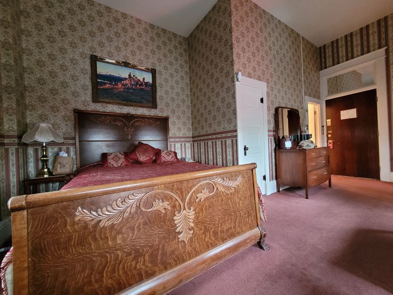 Sleep Where The Showman Himself Once Stayed Sleep Where The Showman Himself Once Stayed