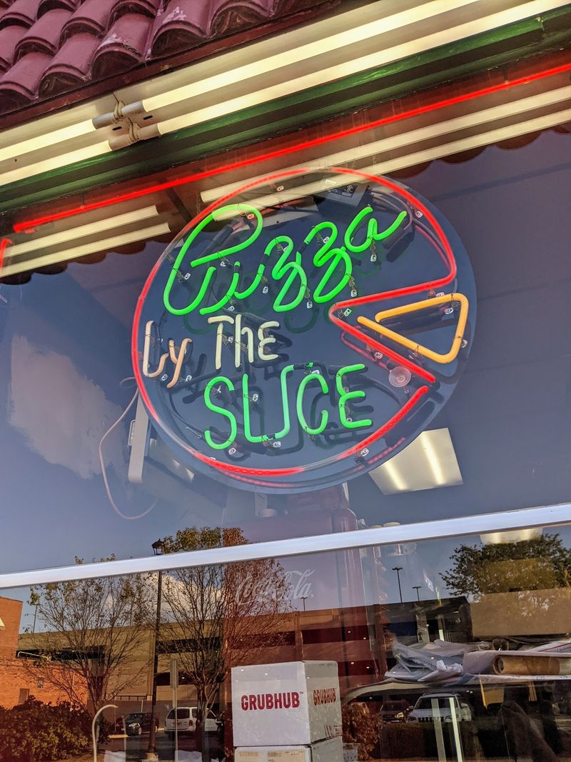SliceHub Pizzeria, Peoria, IL SliceHub Pizzeria, Peoria, IL
