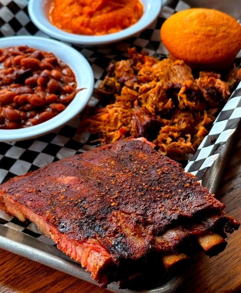 Slo' Bones BBQ Smokehaus