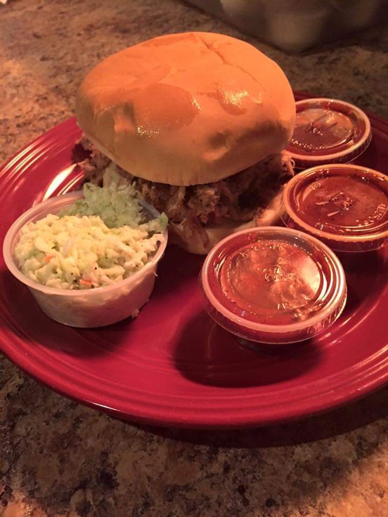 A Modest Stop With Serious Barbecue Pull