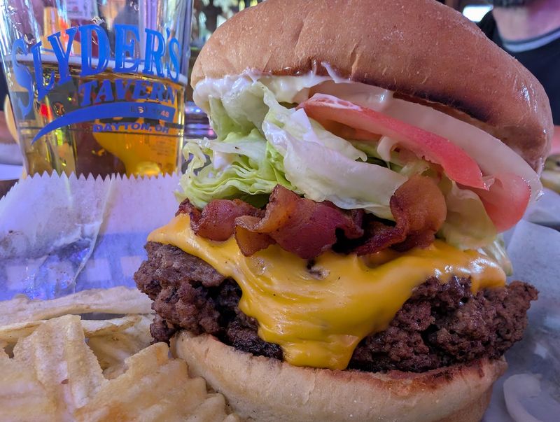 Slyder's Tavern, Dayton