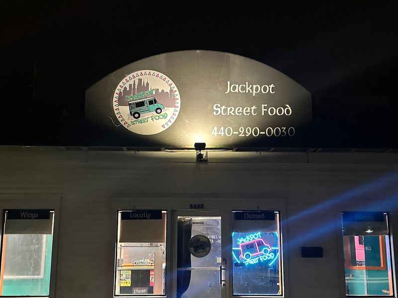 Jackpot Street Food, Mentor