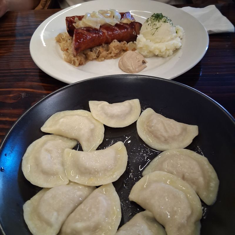 Smakosz Restaurant