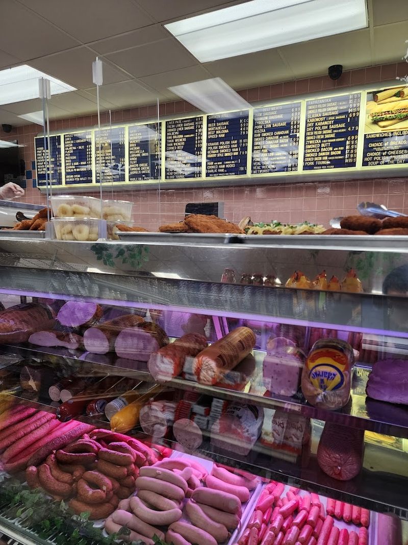 Helen's Deli - Wood Dale