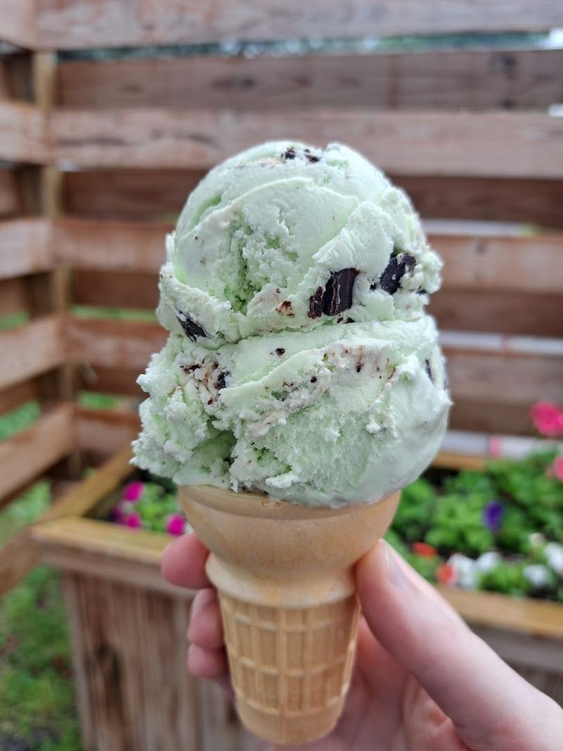 Small-Batch Ice Cream Made From Cows You Can Actually Meet Small-Batch Ice Cream Made From Cows You Can Actually Meet