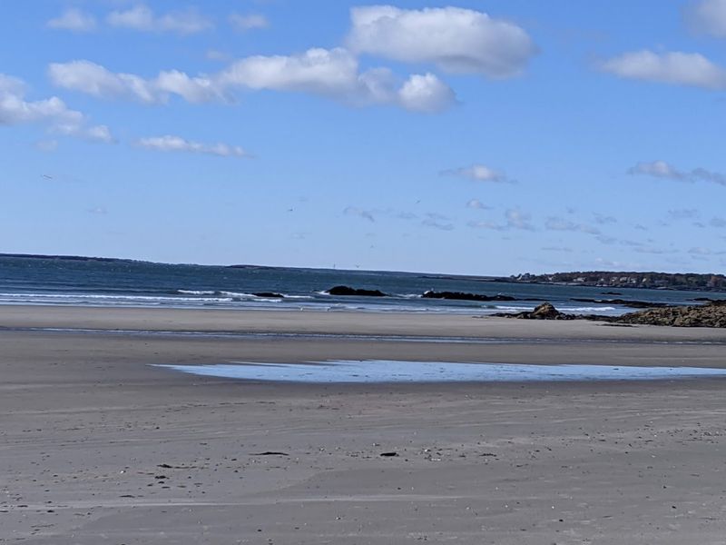 Small Beach, Big Breathing Room