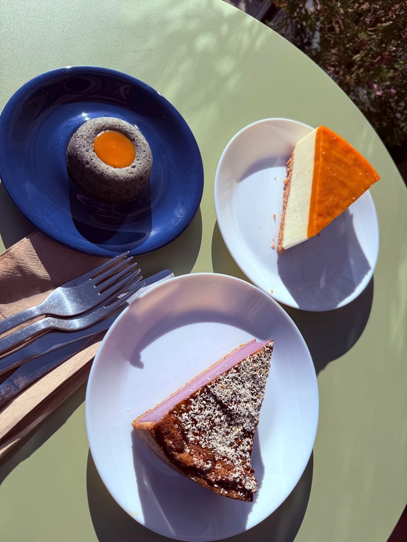 Small Financiers Carry Big Flavor Ideas