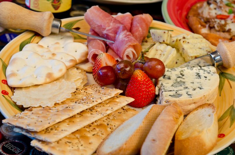 Small Plates For Grazers And Sharers