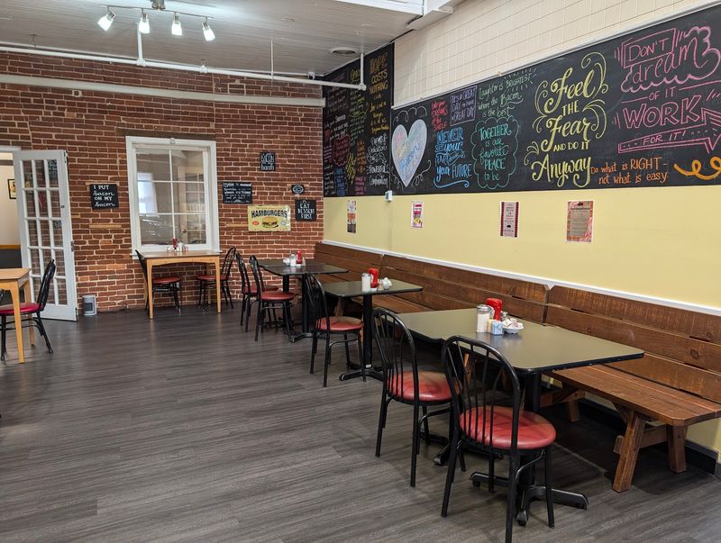 Small Town Charm At Gracie's On West Main