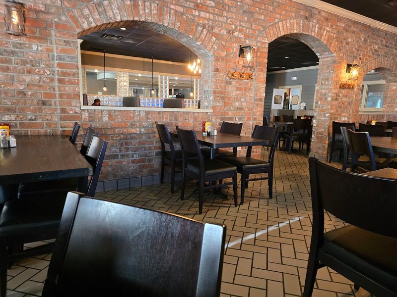 Small-Town Charm Without The Fuss