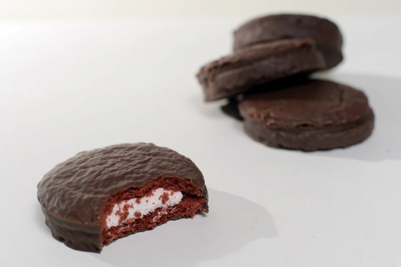 Jos Louis Cakes: Red Velvet Revolution