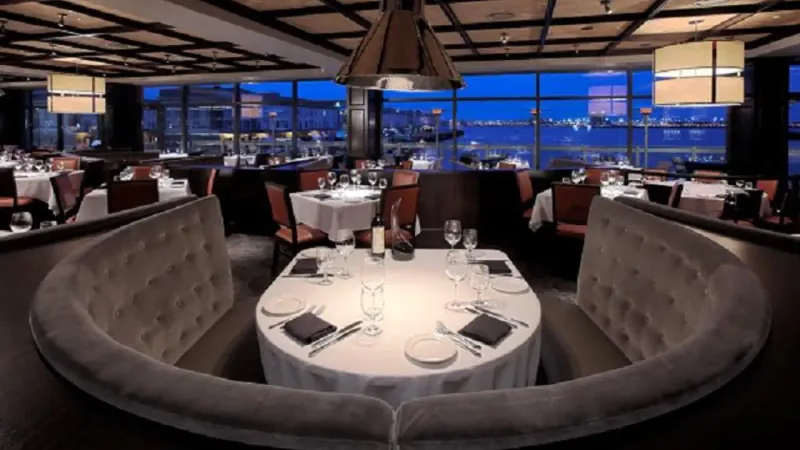 Del Frisco's Double Eagle – Seaport Luxury on a Plate