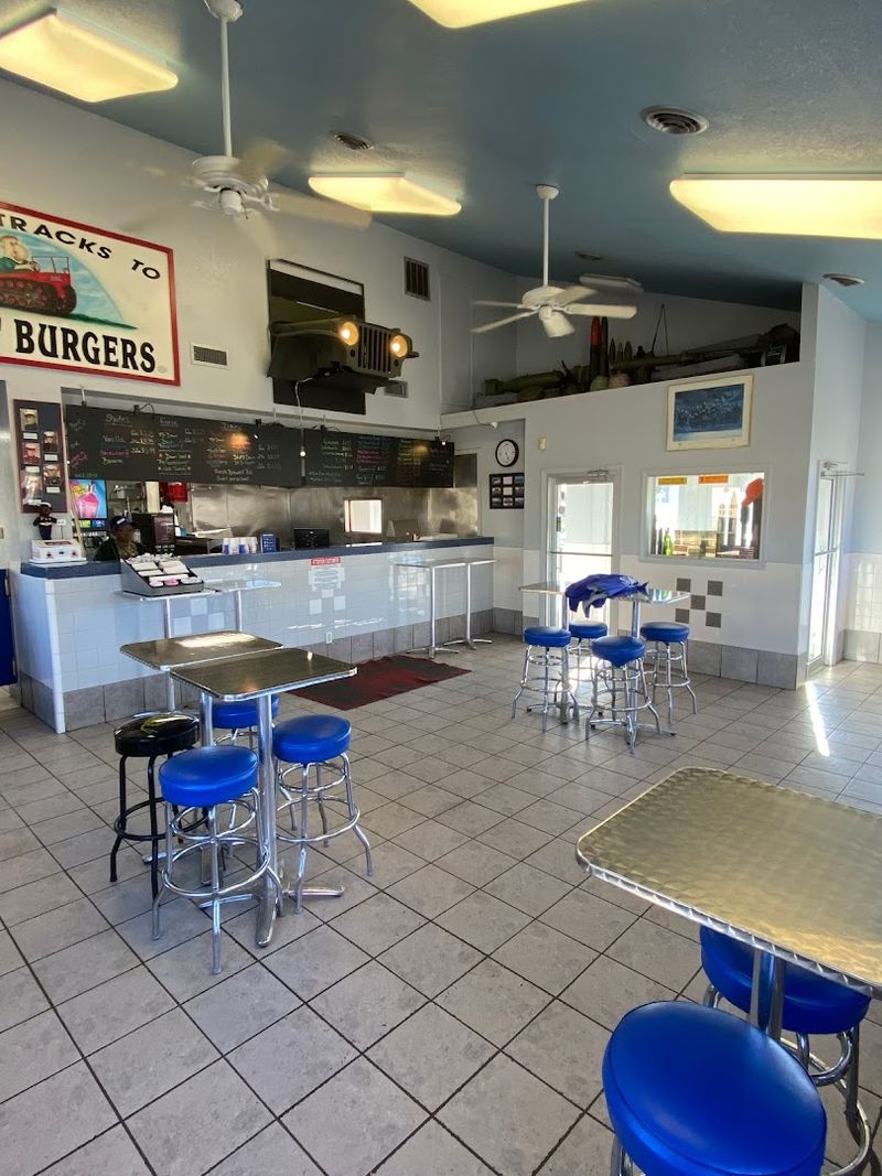 Gross' Burger, Danville