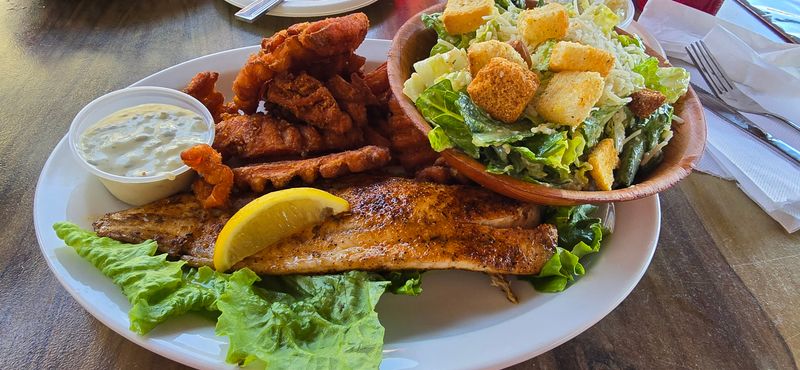 Smokin Jerry’s Tiki Hut