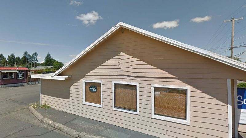 Smoke House BBQ & Bakery, Stayton