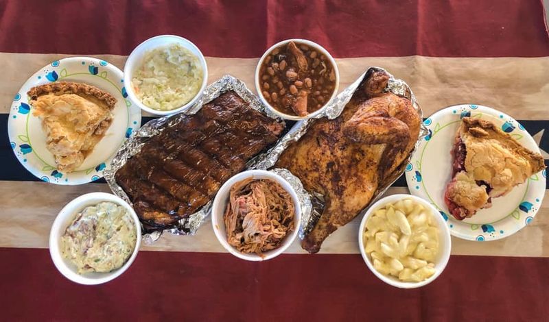 Smokin Coop BBQ Pit, Belvidere Smokin Coop BBQ Pit, Belvidere