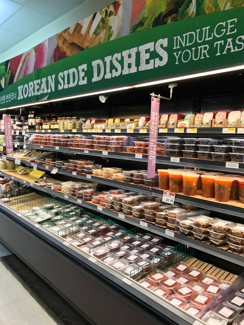 Snack Aisles And Ready-Made Meals Snack Aisles And Ready-Made Meals