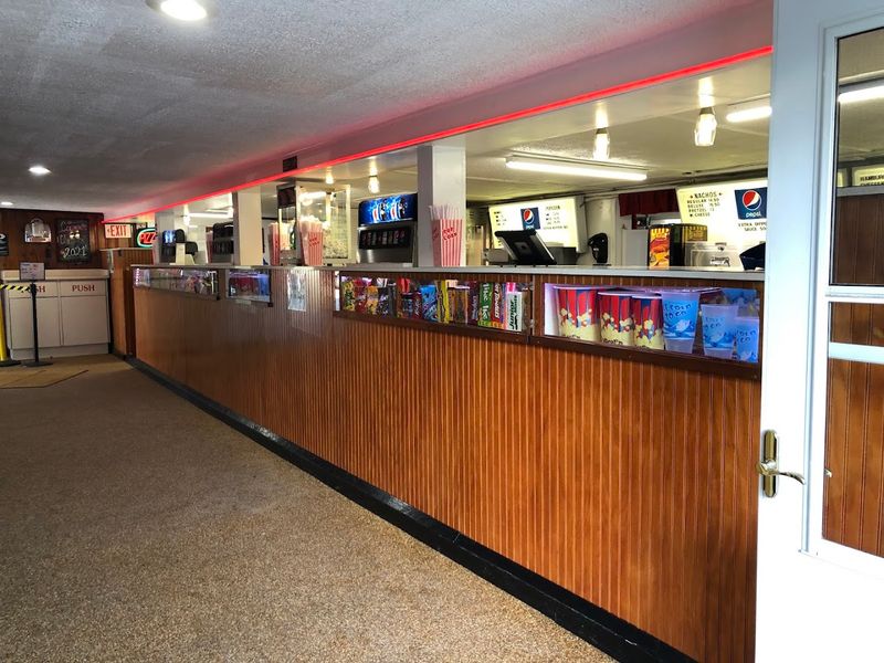 Snack-bar comforts and kid-friendly extras Snack-bar comforts and kid-friendly extras