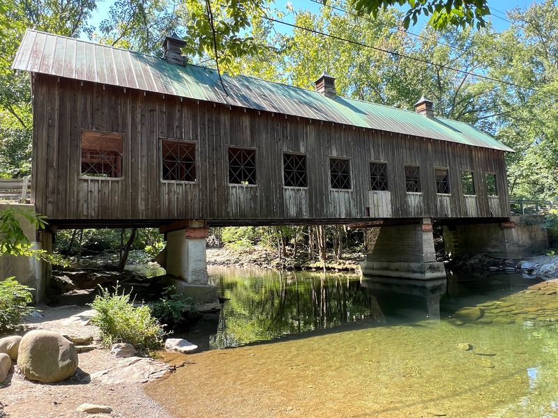 Snap A Postcard Moment At Emert's Cove Covered Bridge