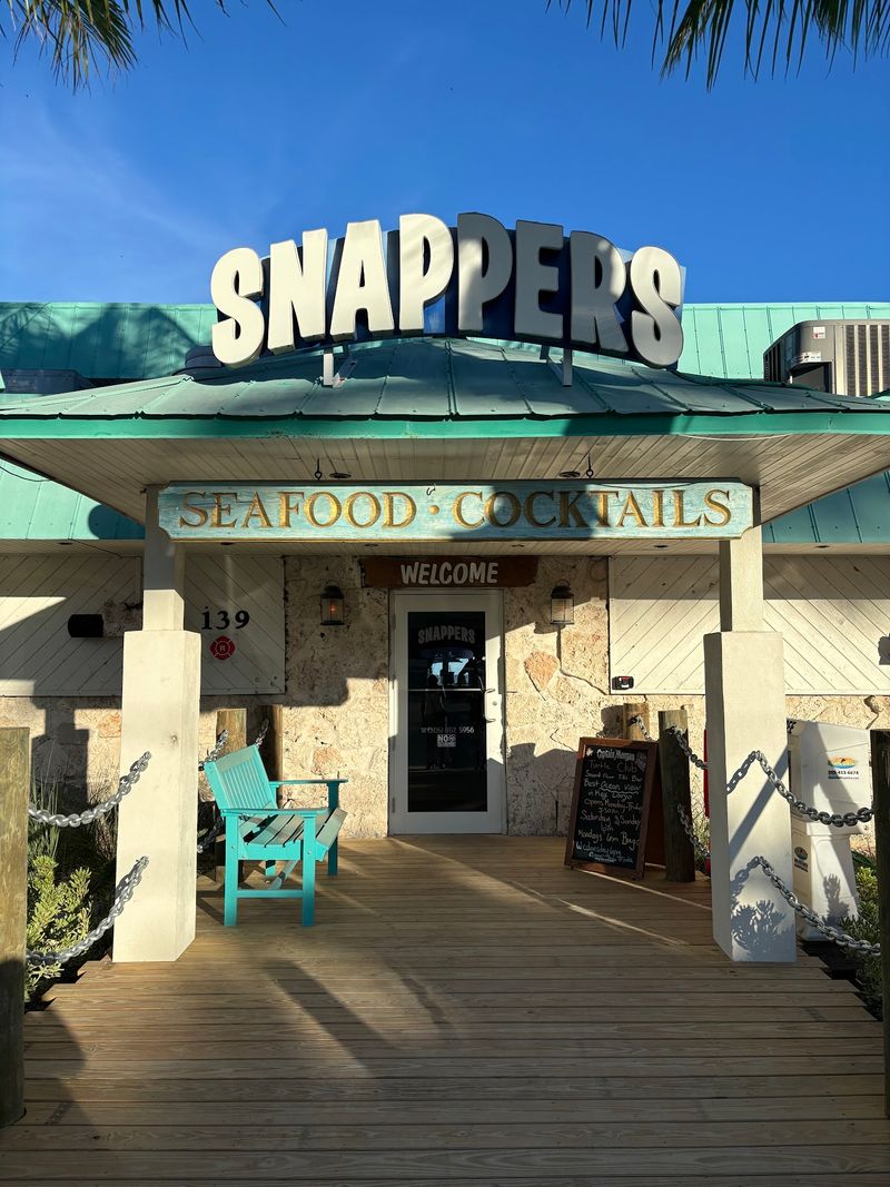 Snappers Oceanfront Restaurant & Bar