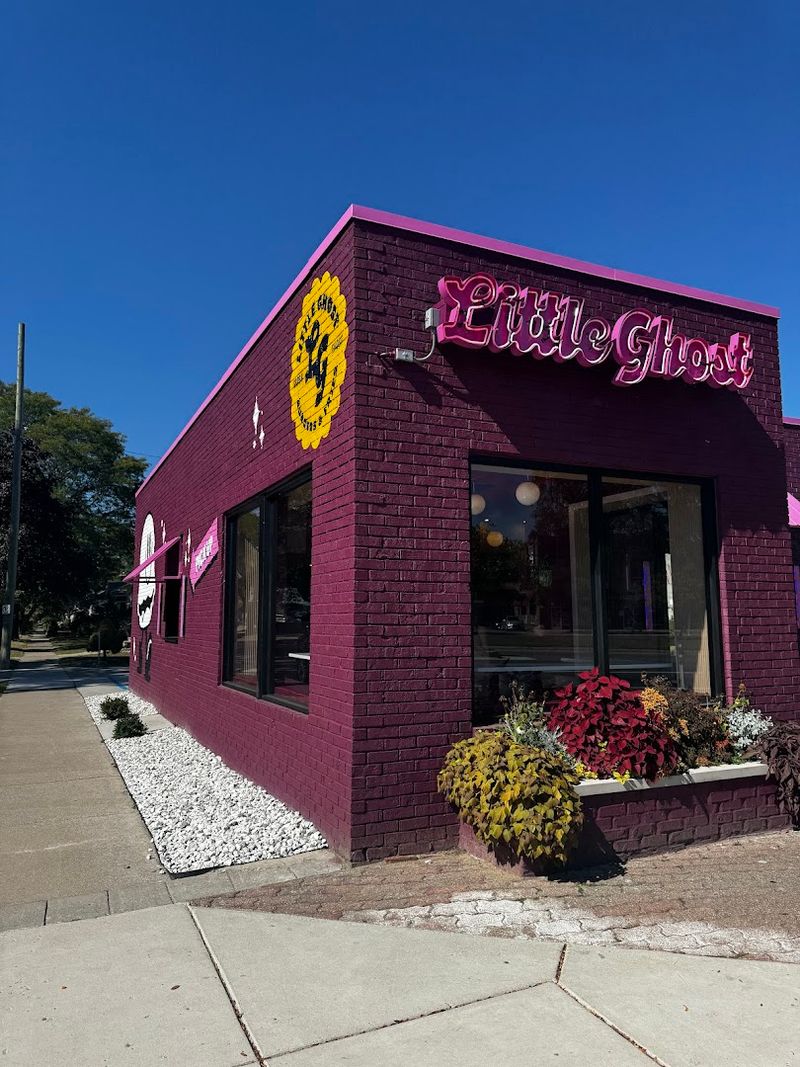 Sneaking Into Ferndale For Burger Mischief